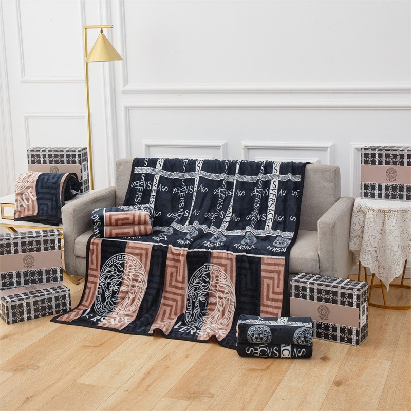 00026# Flannel blanket luxury brand blanket office cover blanket nap blanket gift set
