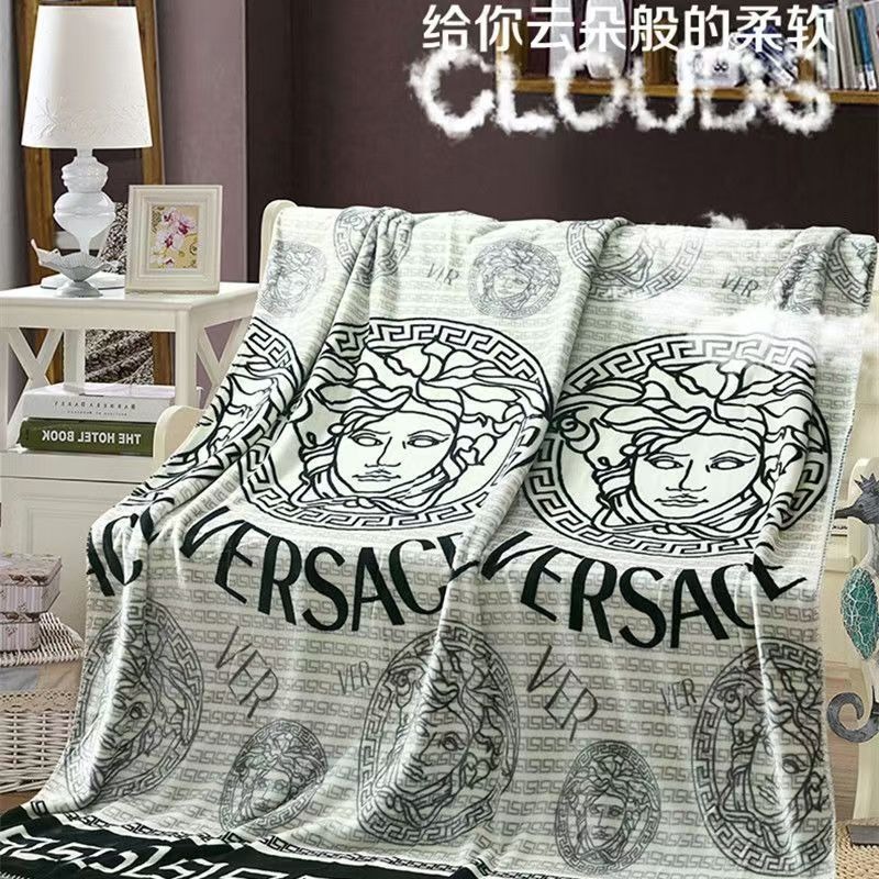 00026# Flannel blanket luxury brand blanket office cover blanket nap blanket gift set