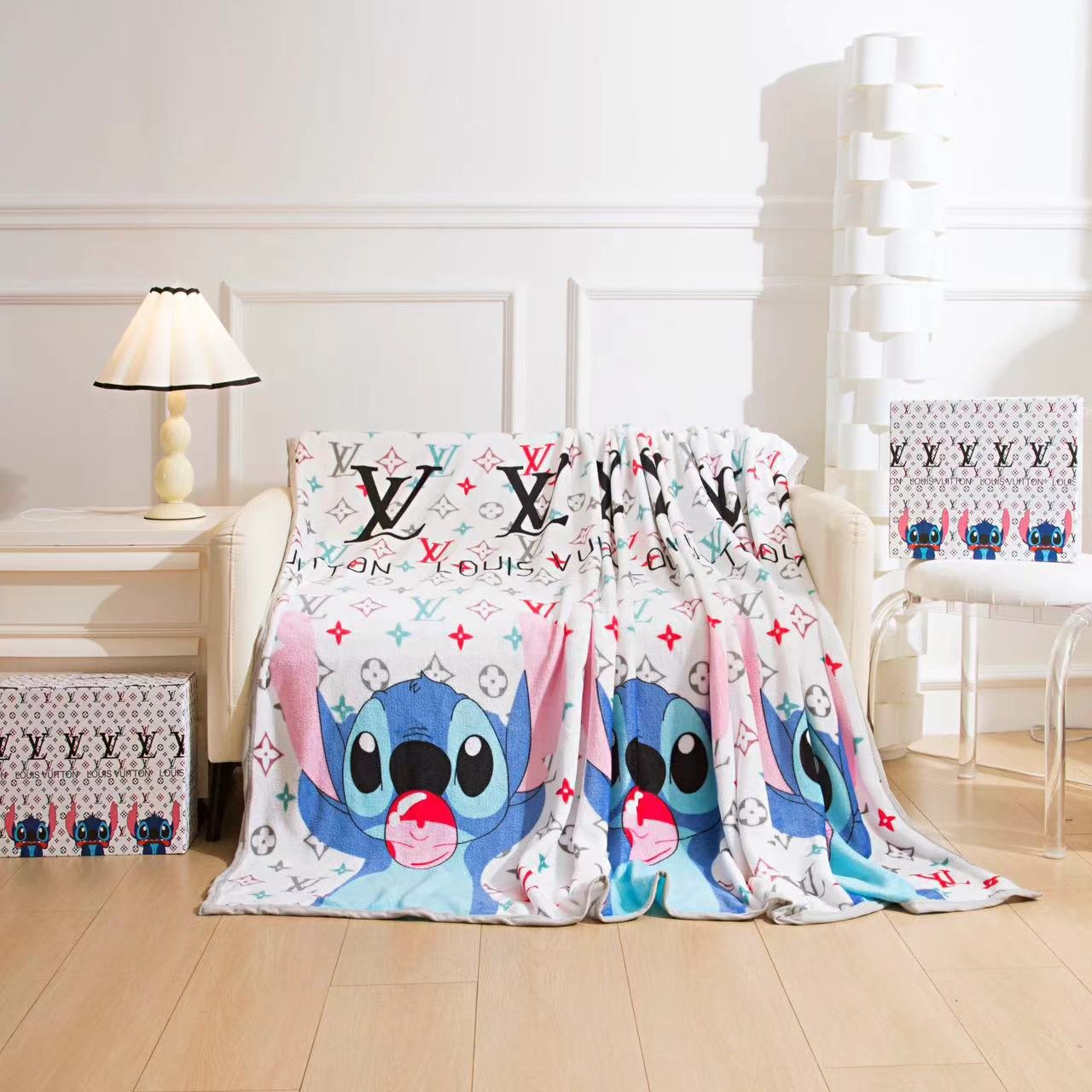00026# Flannel blanket luxury brand blanket office cover blanket nap blanket gift set