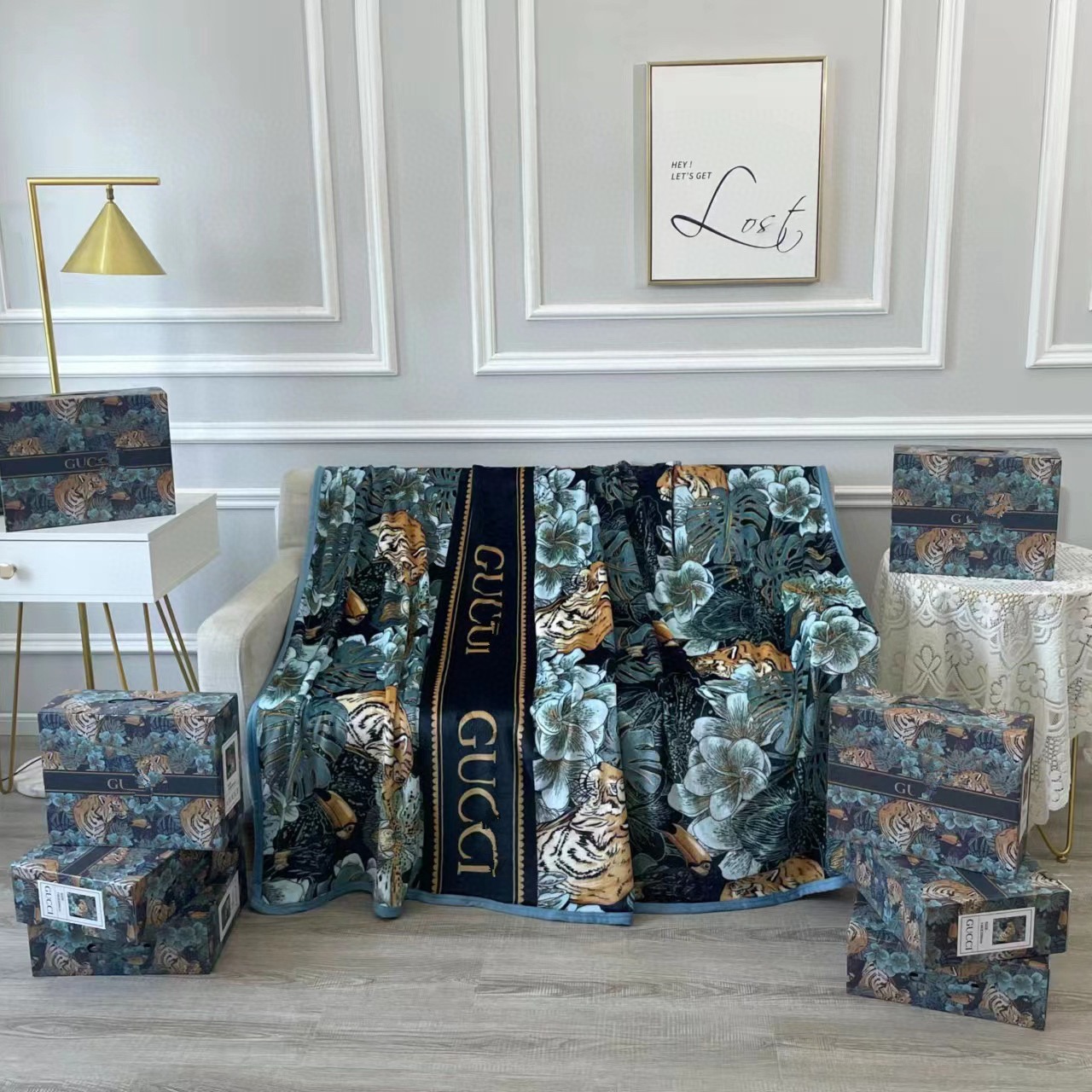 00026# Flannel blanket luxury brand blanket office cover blanket nap blanket gift set