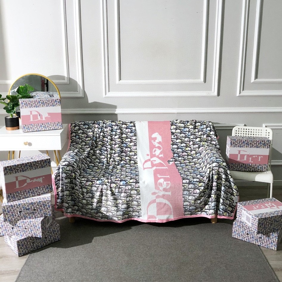 00026# Flannel blanket luxury brand blanket office cover blanket nap blanket gift set