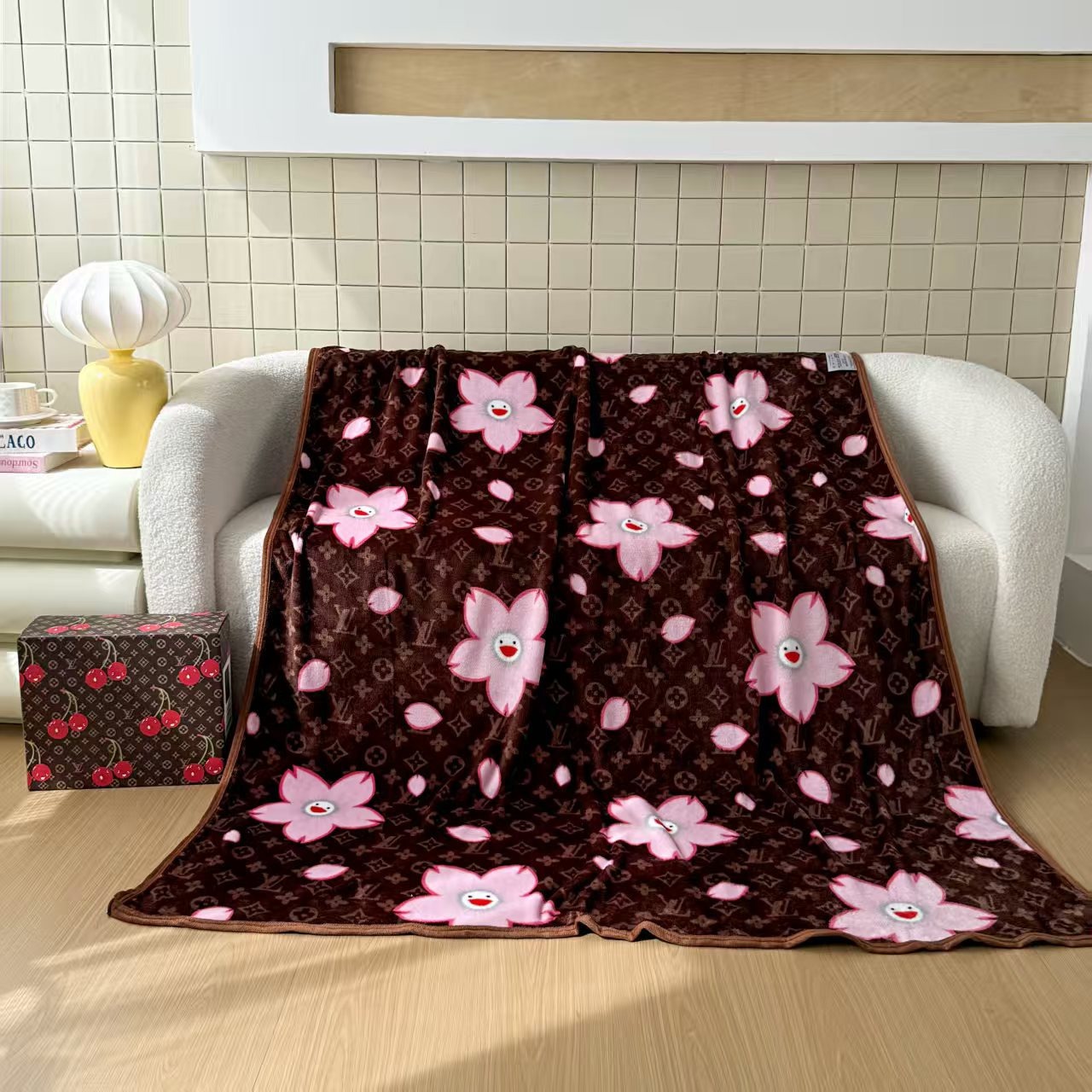 00026# Flannel blanket luxury brand blanket office cover blanket nap blanket gift set