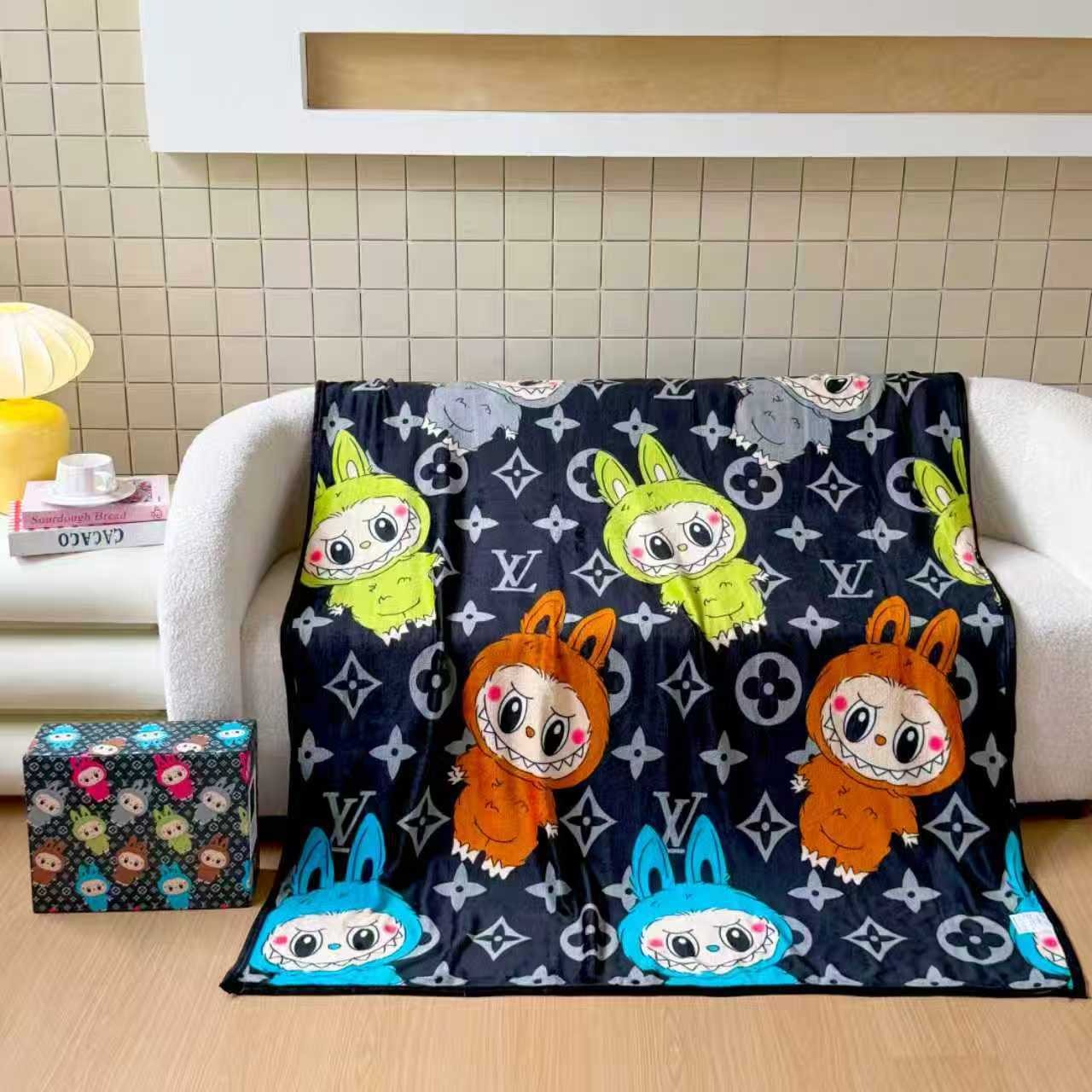 00026# Flannel blanket luxury brand blanket office cover blanket nap blanket gift set