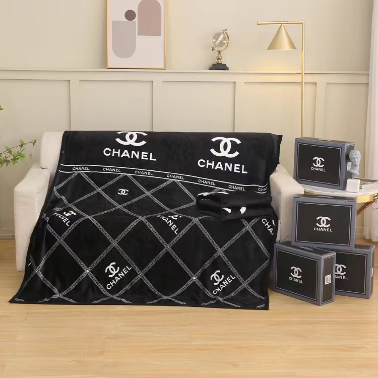 00026# Flannel blanket luxury brand blanket office cover blanket nap blanket gift set