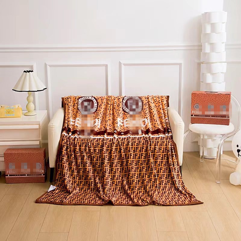 00026# Flannel blanket luxury brand blanket office cover blanket nap blanket gift set