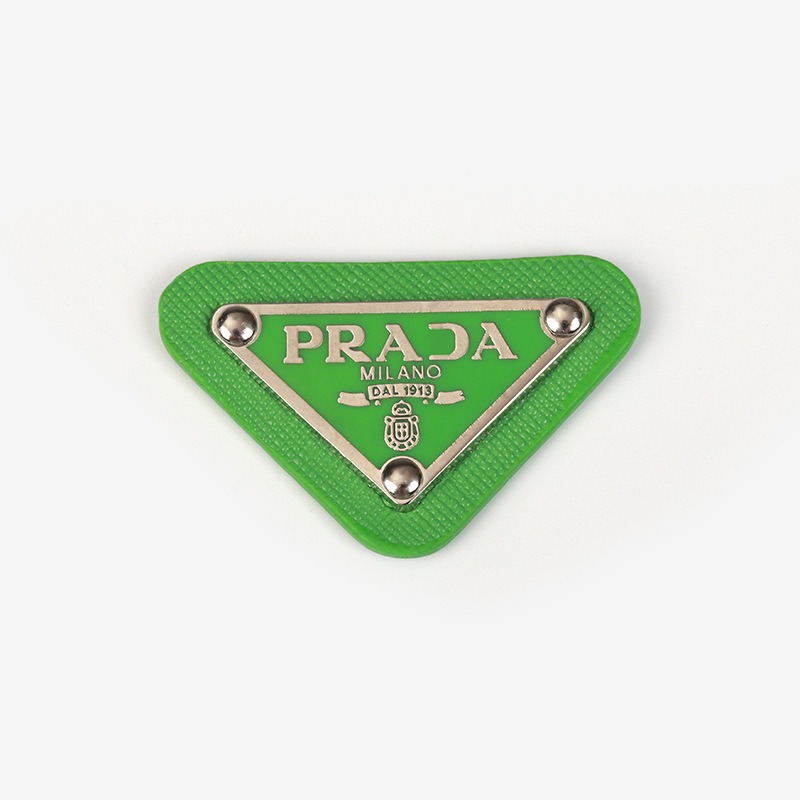 Silver+Very Light Green