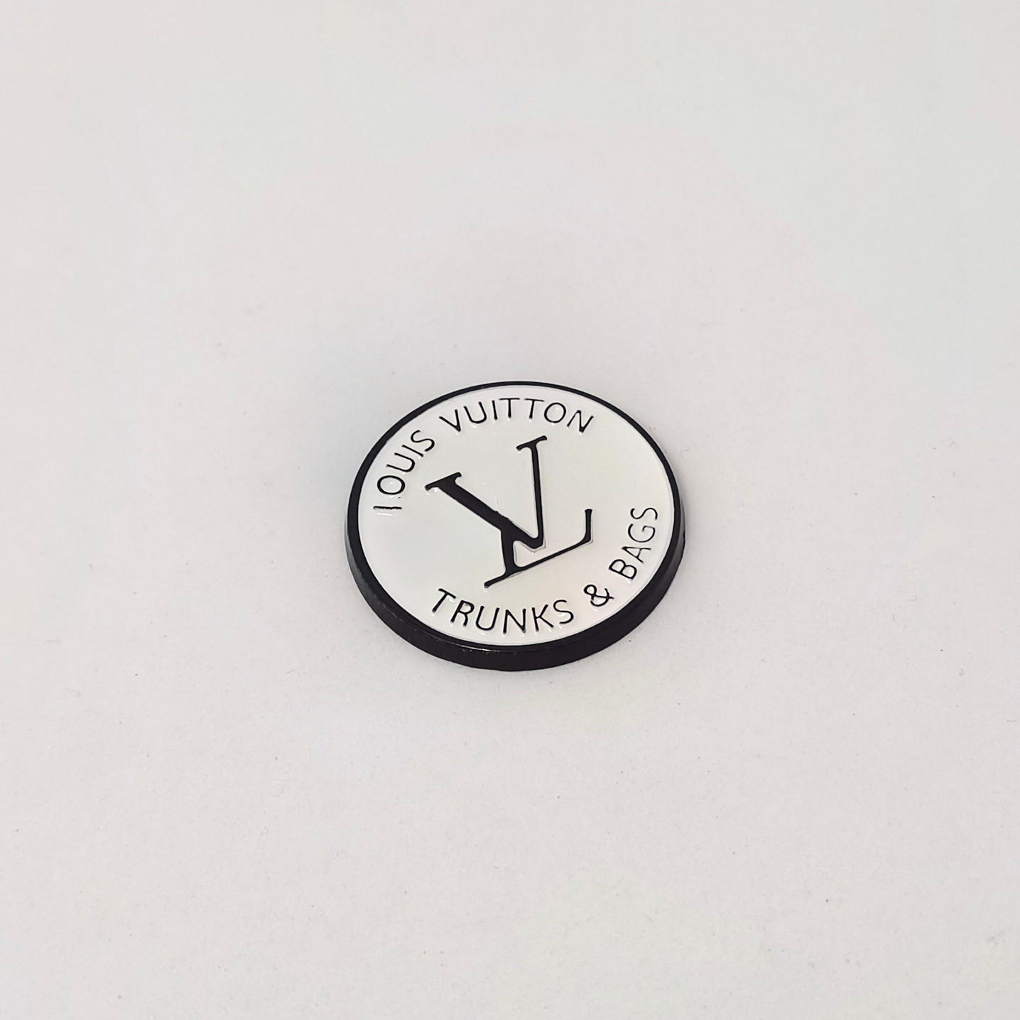 LV Electroplating oil dripping simple multicolor versatile clothing hair accessories hair clip mobile phone case patch accessories 30MM