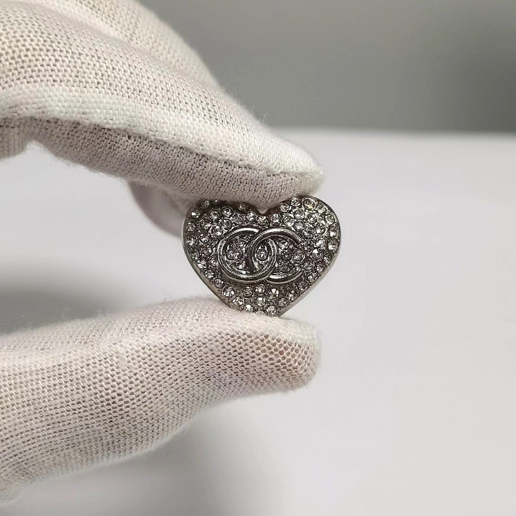 CHANEL Love Full of Diamonds Trendy All-match Clothing Hair Accessories Hair Clip Hair Band Accessories 22*18MM