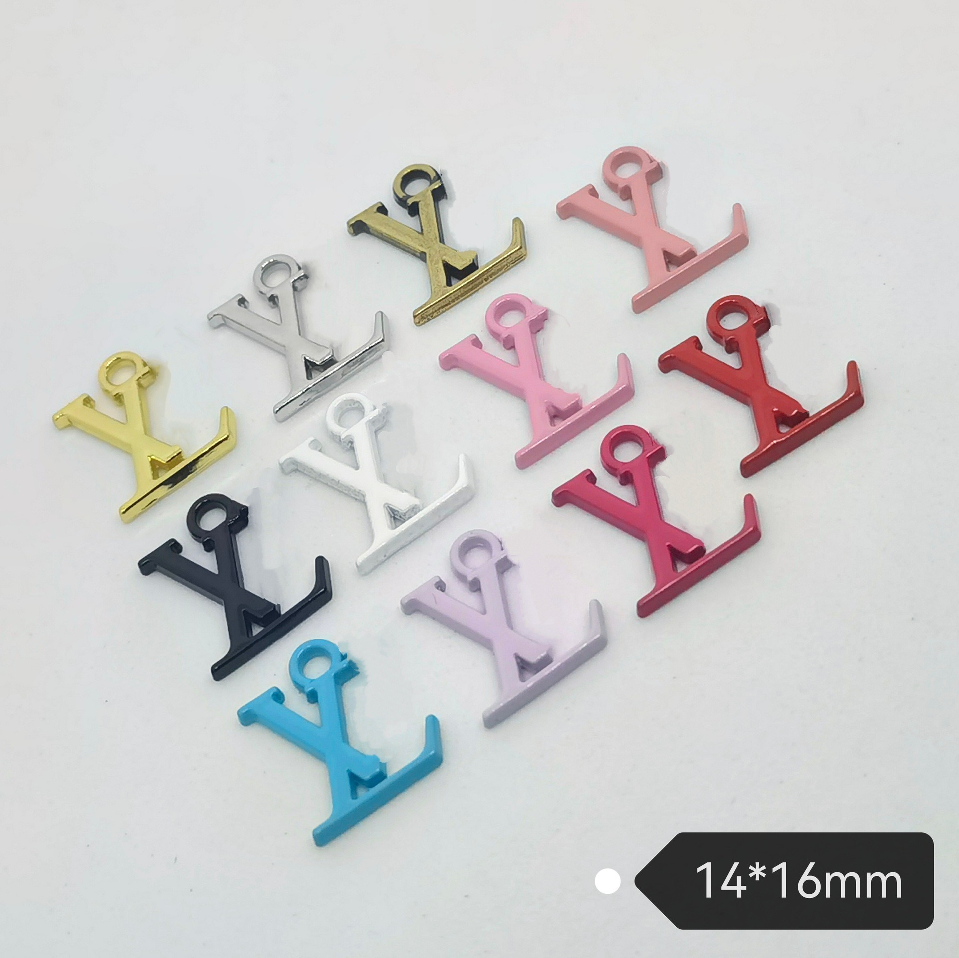 LV Metal electroplating paint simple versatile clothing hair accessories pendant mobile phone case chain accessories 14*16MM