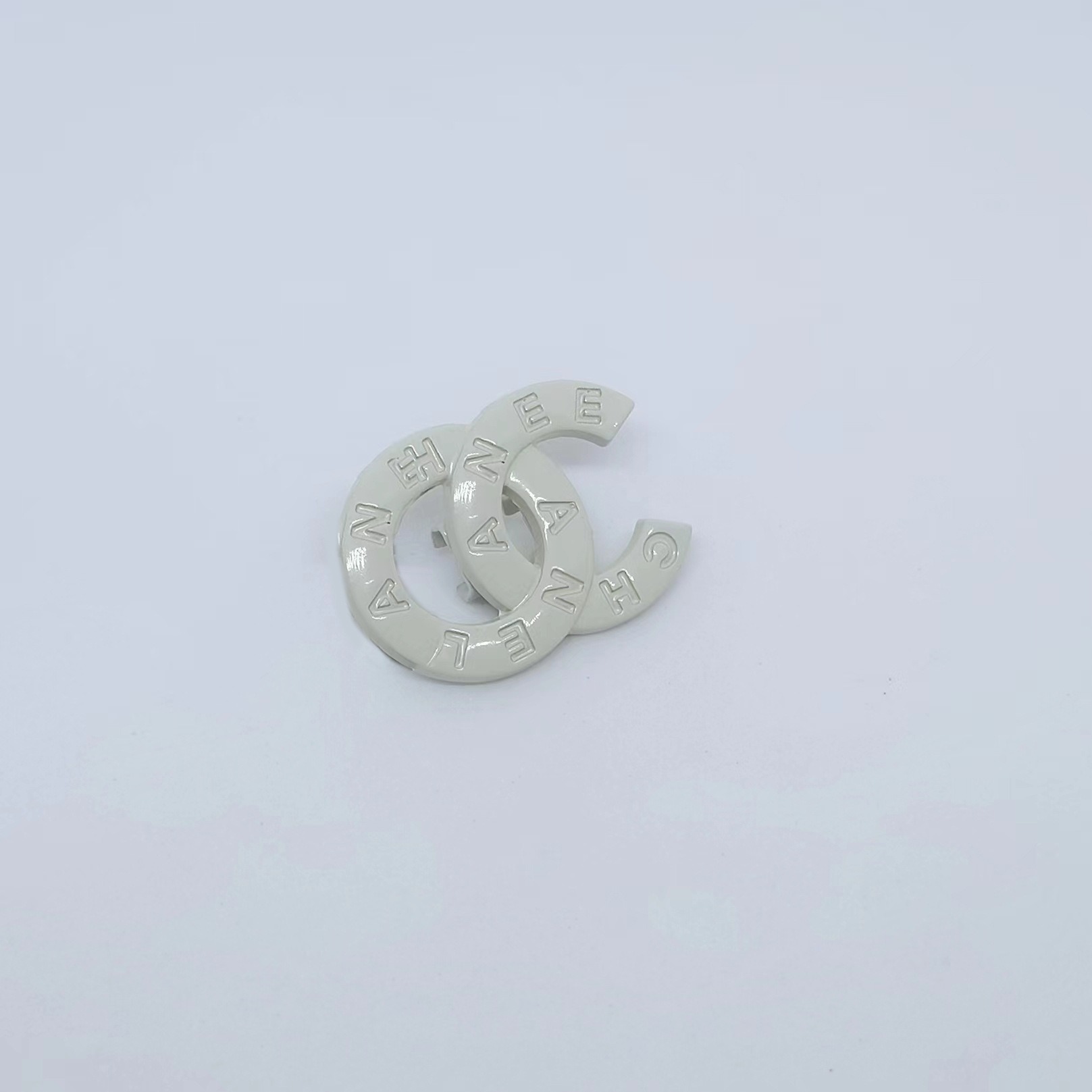 off-white(With rear clip)