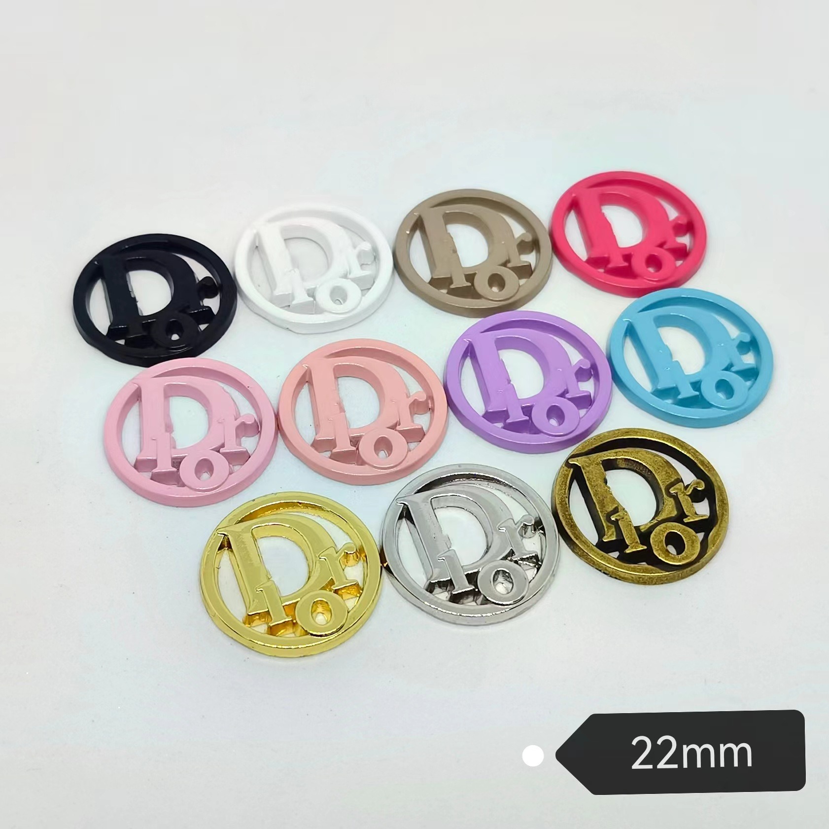 Dior Metal electroplated lacquered case Shoe cap Hair accessories Hair clips Hair clips Cell phone case accessories Pendant 22MM