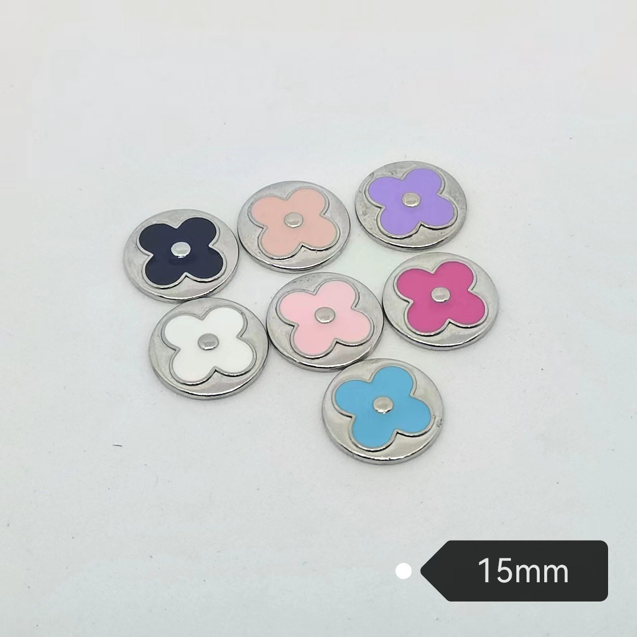 LV New Four Leaf Clover Metal Drip Oil Simple Letter Hair Decoration Cell Phone Case Patch Apparel 15MM