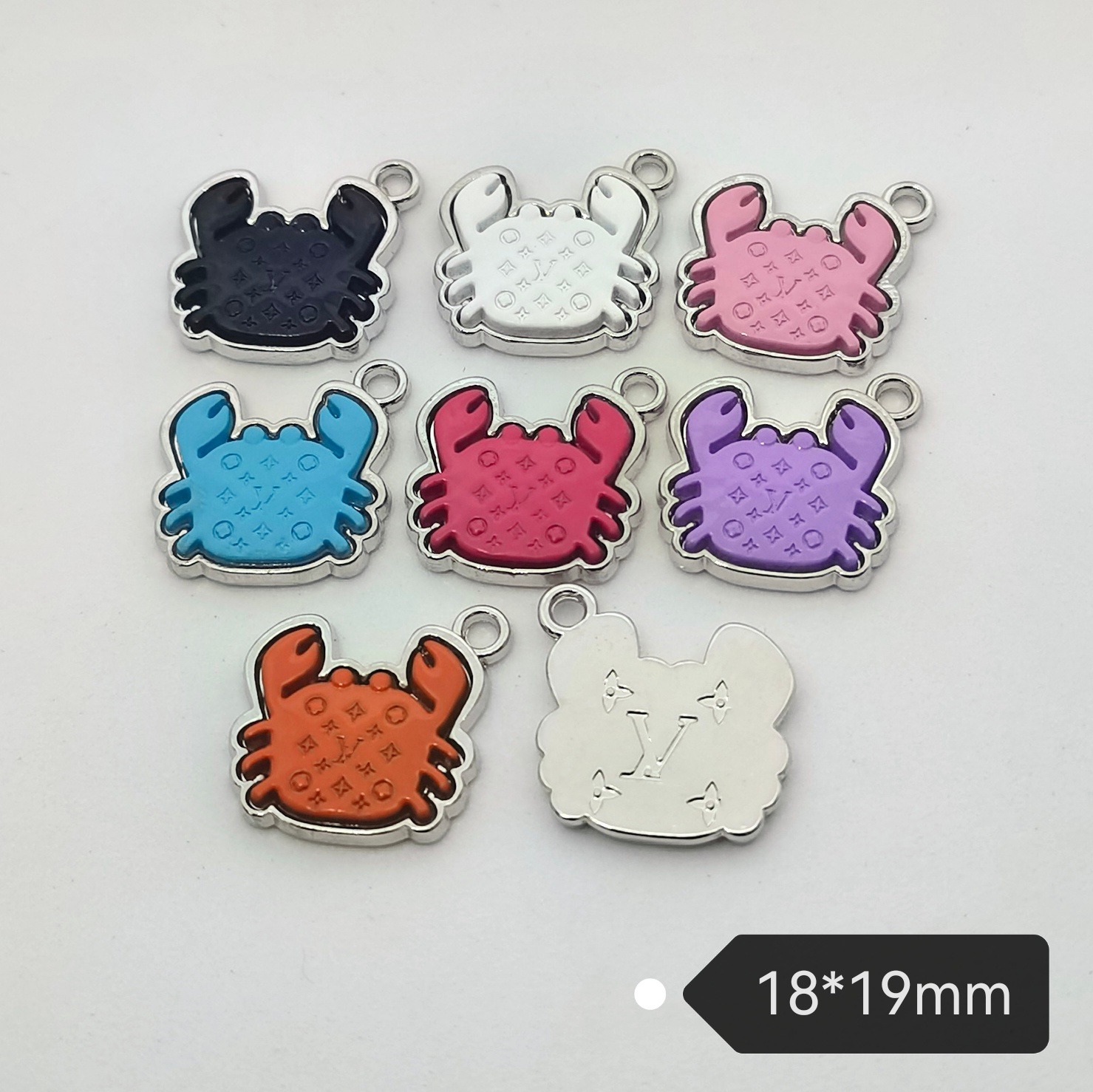 LV Metal High-Grade Electroplated Paint Double Pair Cute Little Crab Pendant Chain Accessories 18*19MM
