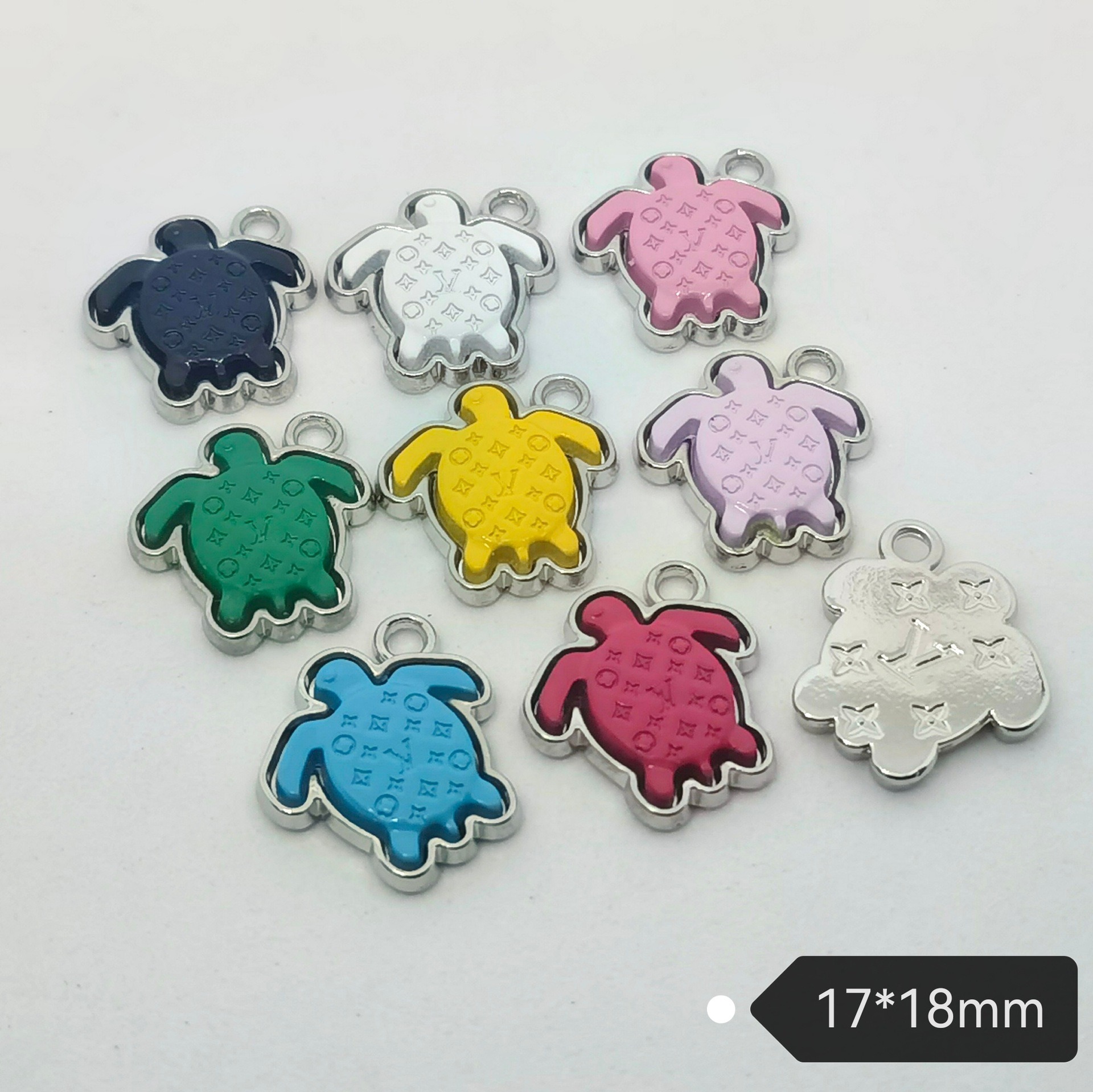 LV Metal high-grade electroplated paint double spell cute little tortoise pendant chain accessories 17*18MM