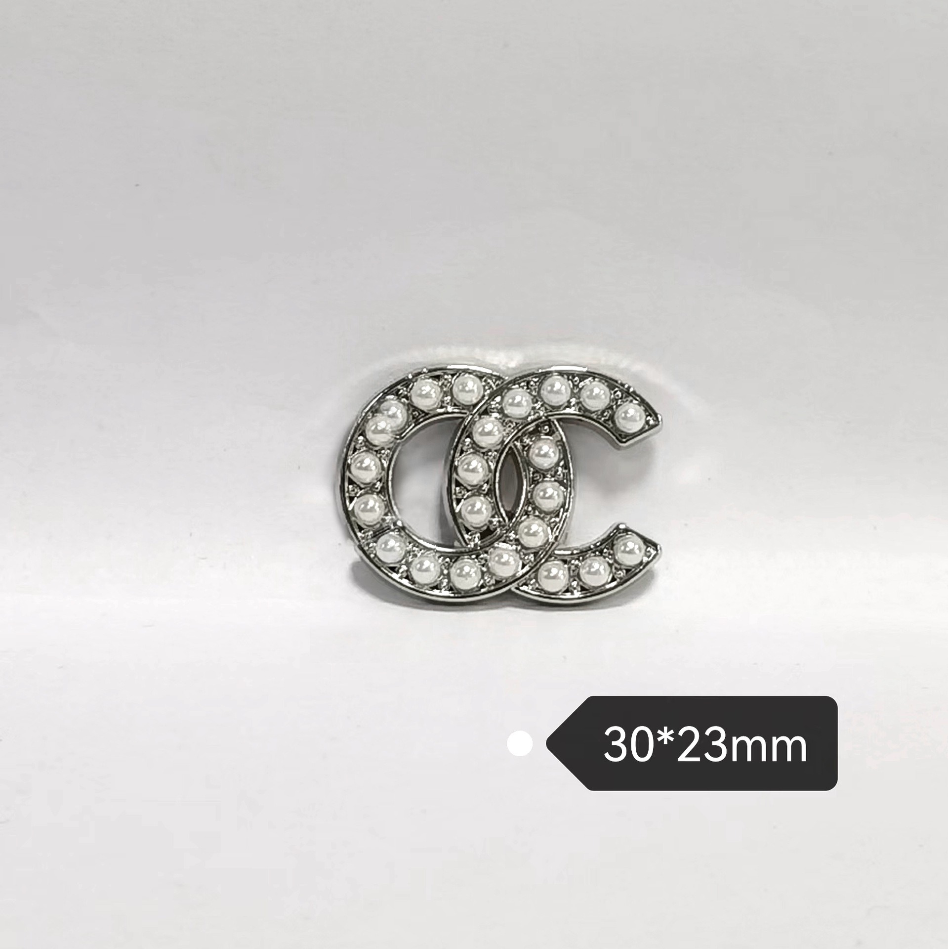 Chanel Full of pearls, high-grade hardware, all-match super texture, clothing, bags, hair accessories, hair clips, hair bands, hair bands.30*23