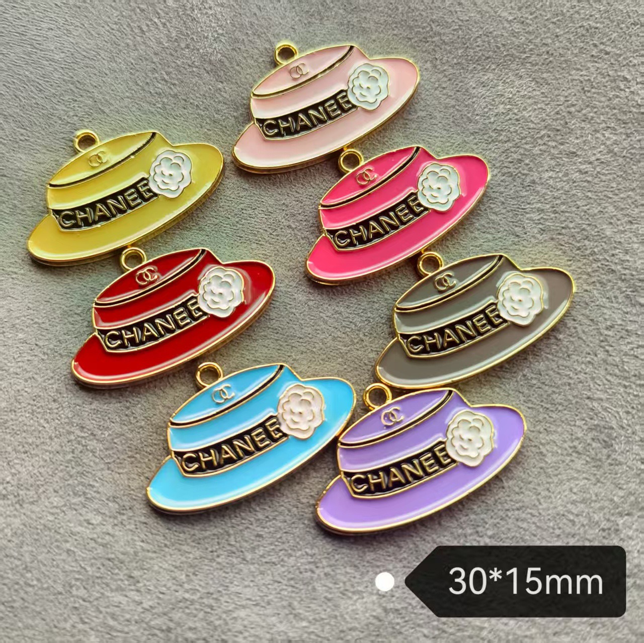 Chanel High Quality Steel Stamped Milk Metal High Grade Electroplated Painted Vintage Hood Pendant 30*15MM