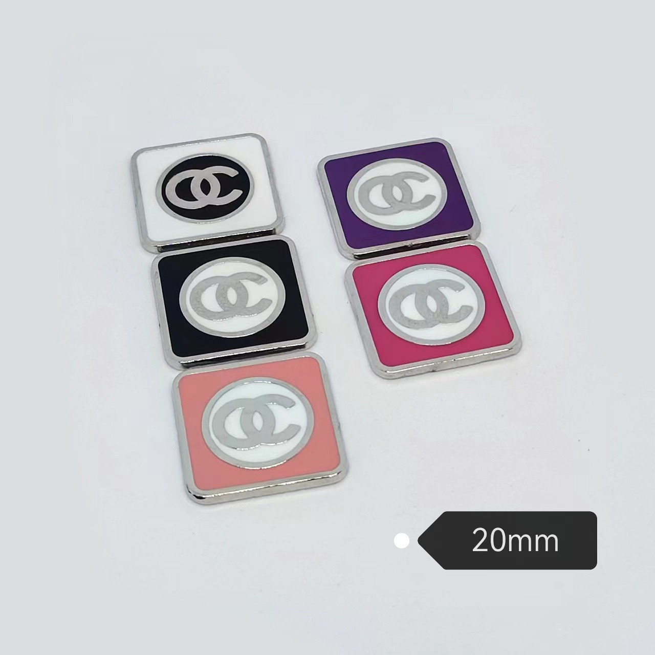 Chanel Alloy polished lacquer exquisite square accessories accessories decorative patch hair clip hair accessories word tag 20MM
