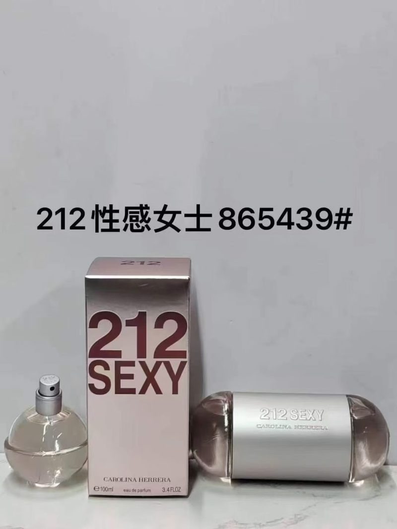 865439#212 Sexy lady