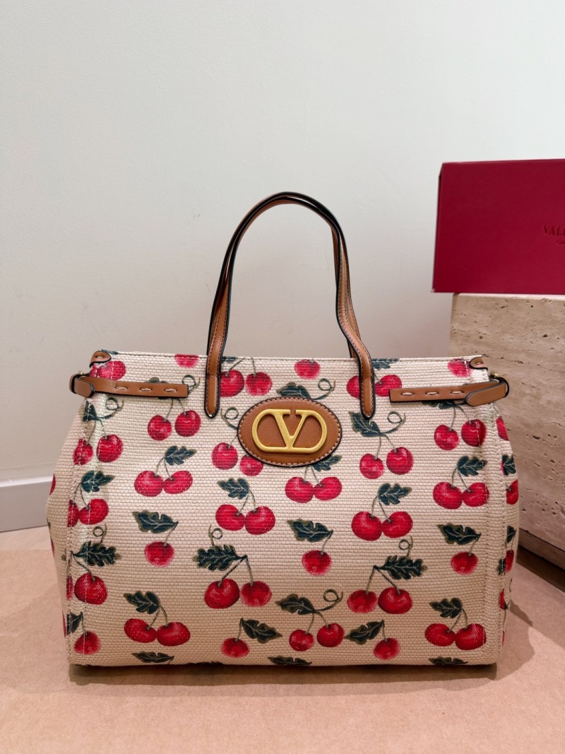 <g id="96">VALENTINO </g><g id="97">EVOLUTION</g>Crossbody handbag