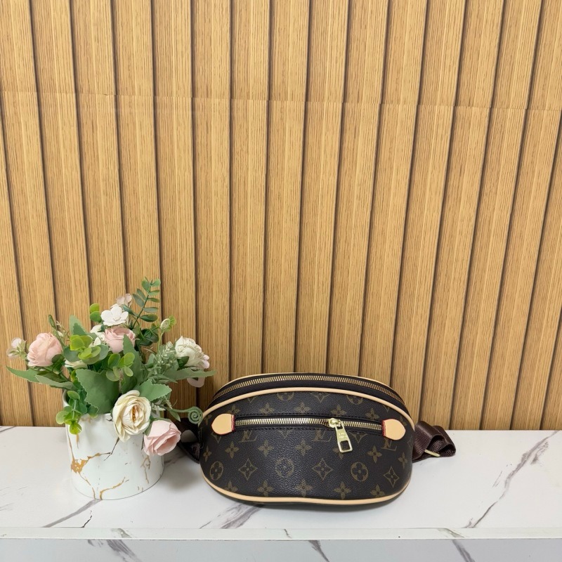 5906#lv Fanny Pack