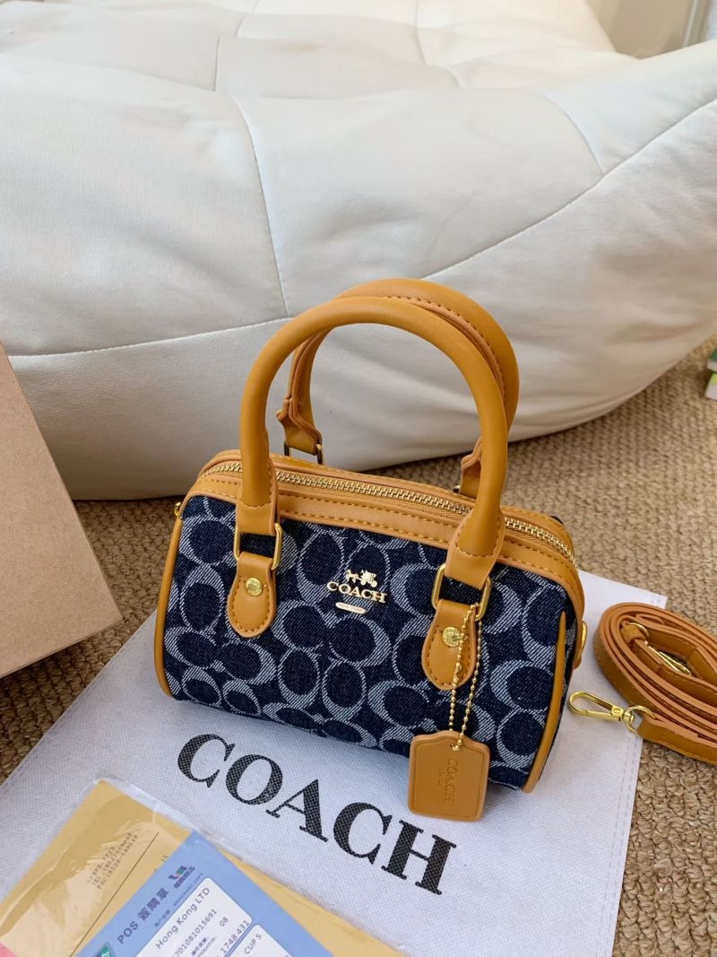 Coach Mini Rowan