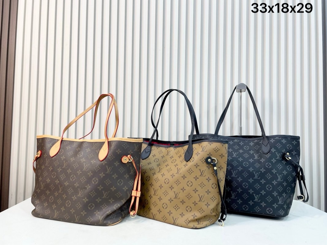 861 Louis Vuitton Neverfull MM