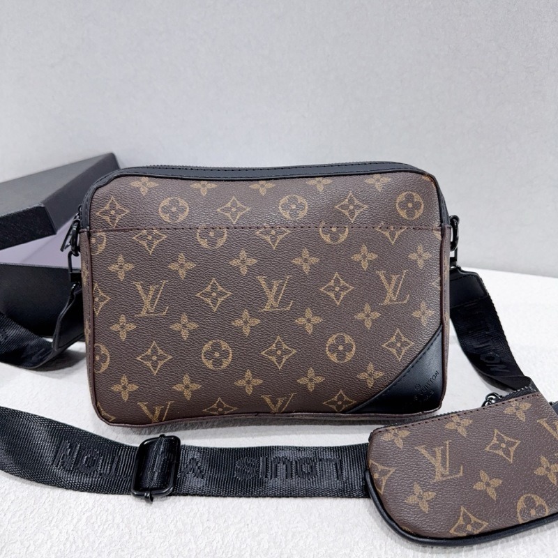 8816#  LV Men’s Messenger Camera Bag with Mini Pouch