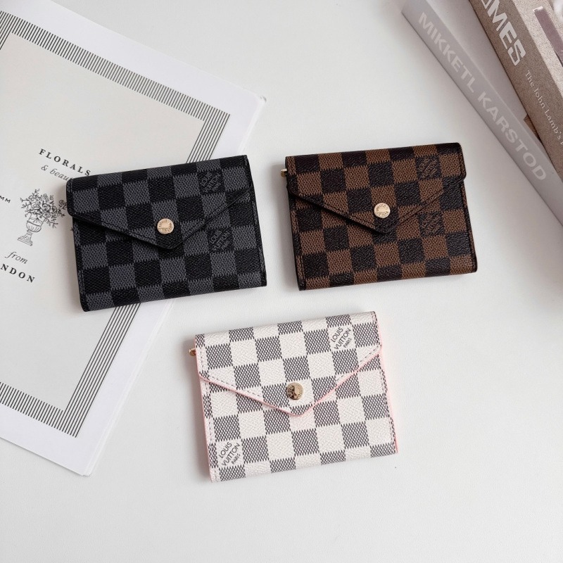 LV Tri-fold card wallet