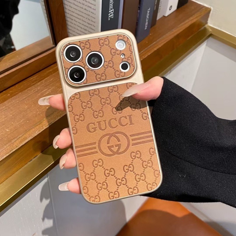 Large window embossed Gucci phone case
