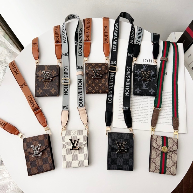 Multi-slot vertical card holder for accordion
