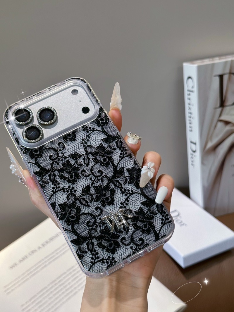 Dior Lace Flowers Highly permeable crystal shell