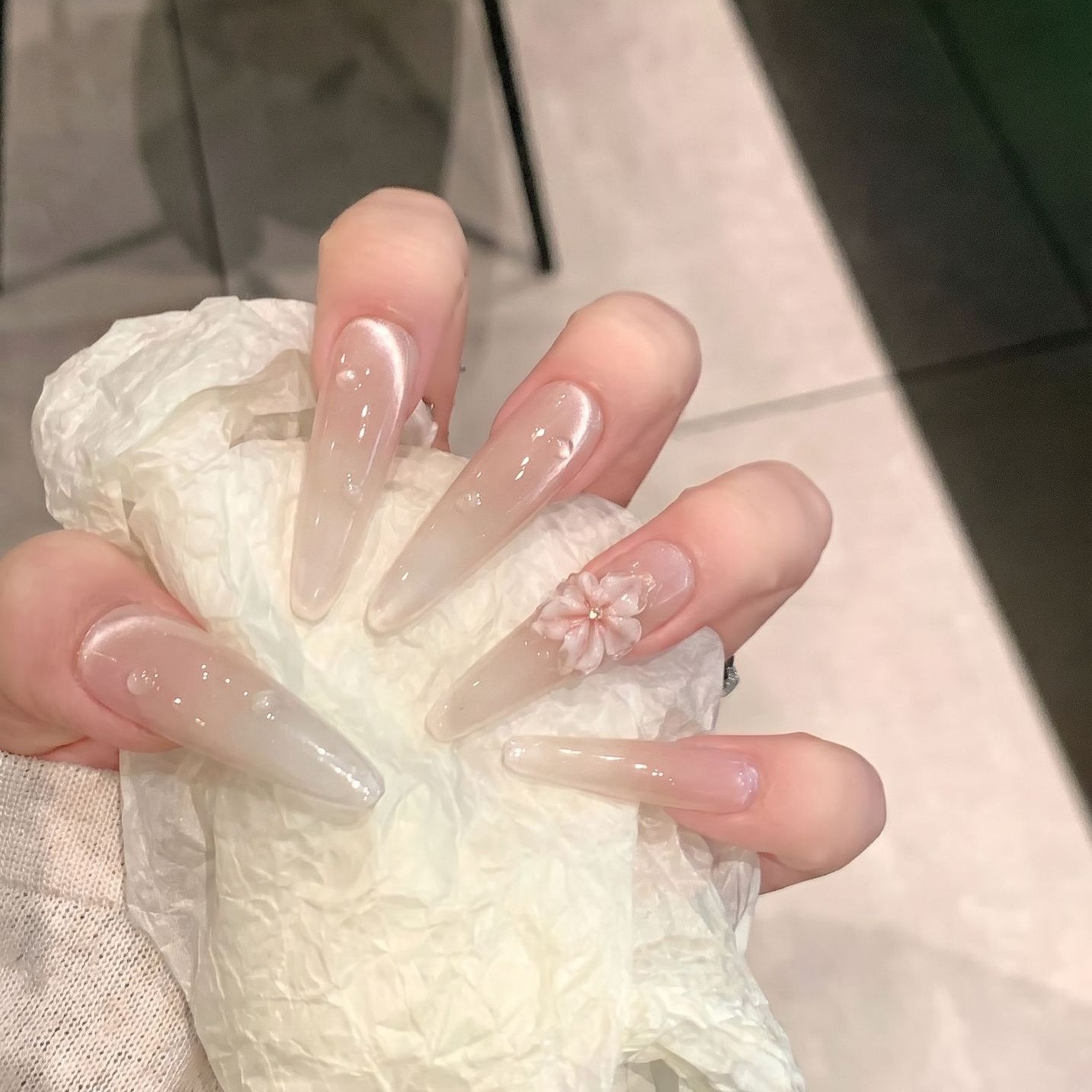 Hand-worn Nail Artifact Premium Carved Manicure Sticker Measuring Light Cat's Eye French Nail Patches