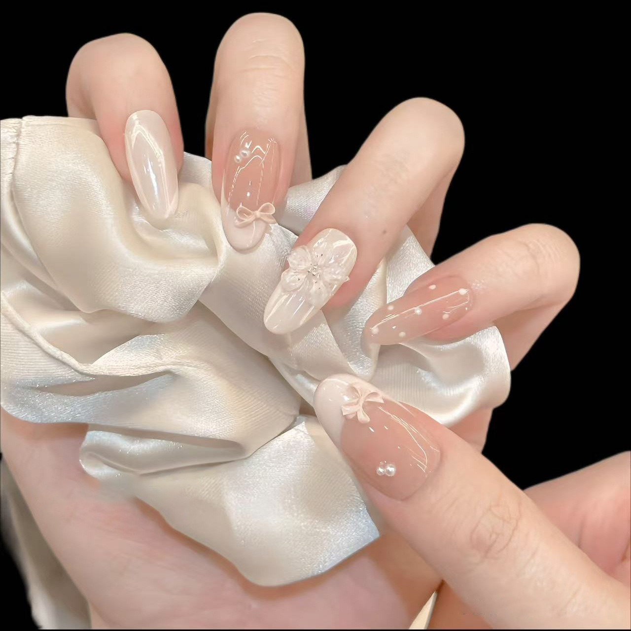 All-match temperament gentle nude butterfly manicure French style carved wavy pure hand-worn nail plate