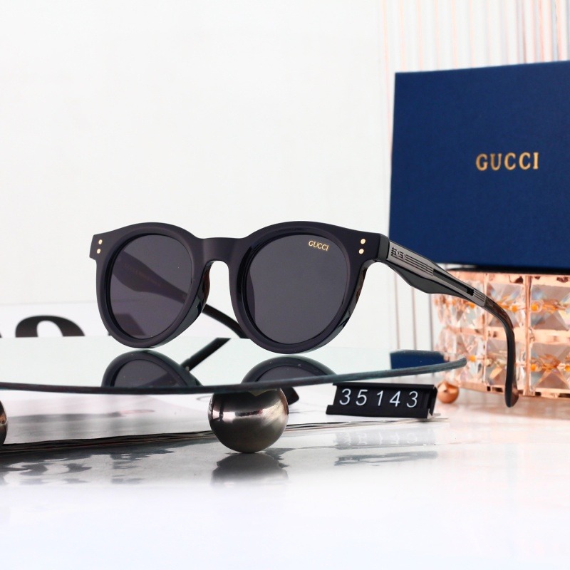 35143 P20232525 Gucci Vintage Round Sunglasses