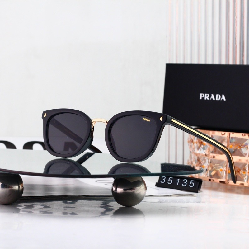 35135 P20232525 Prada Black Round‑Square Sunglasses