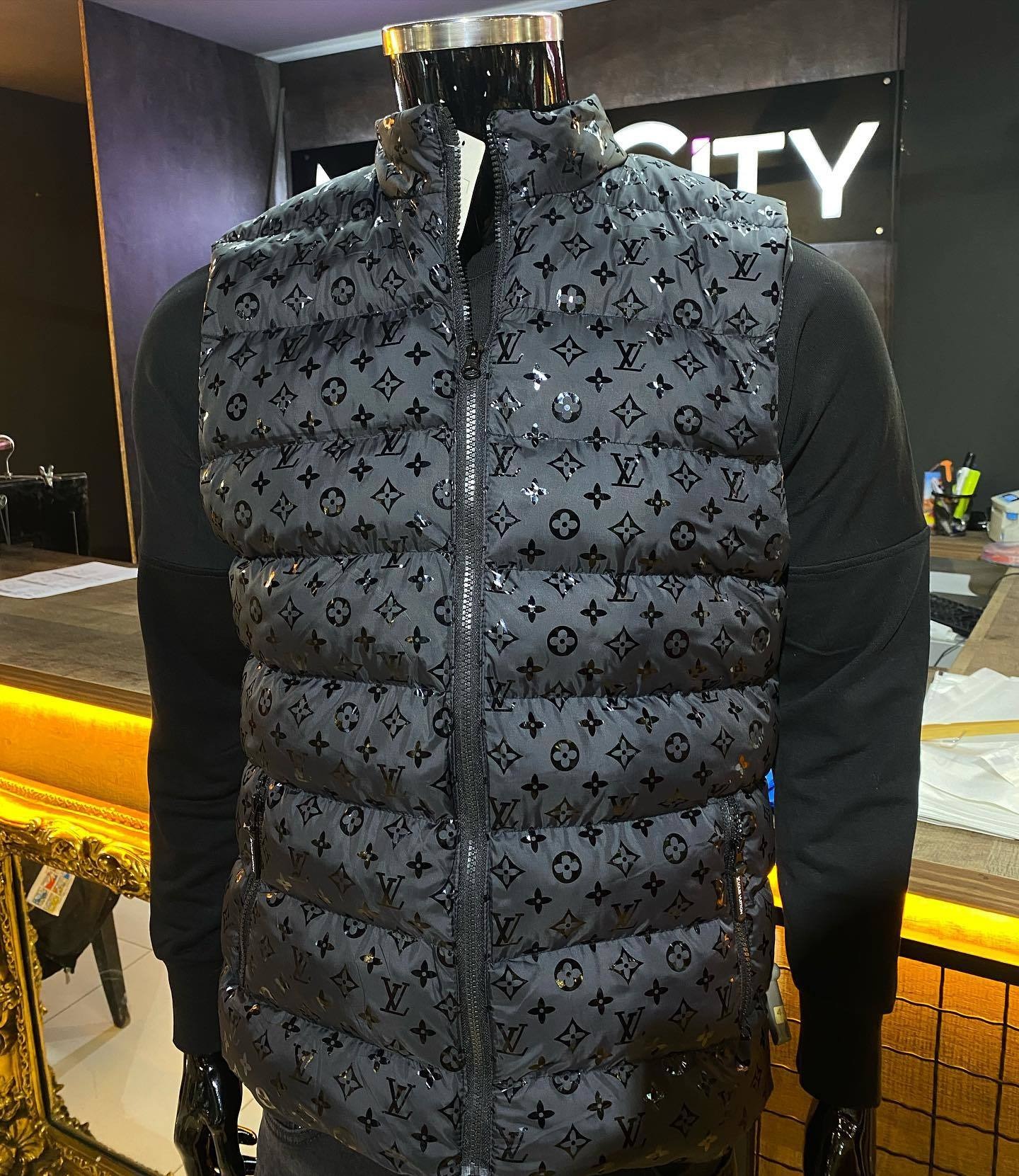 01106# designer Down vest