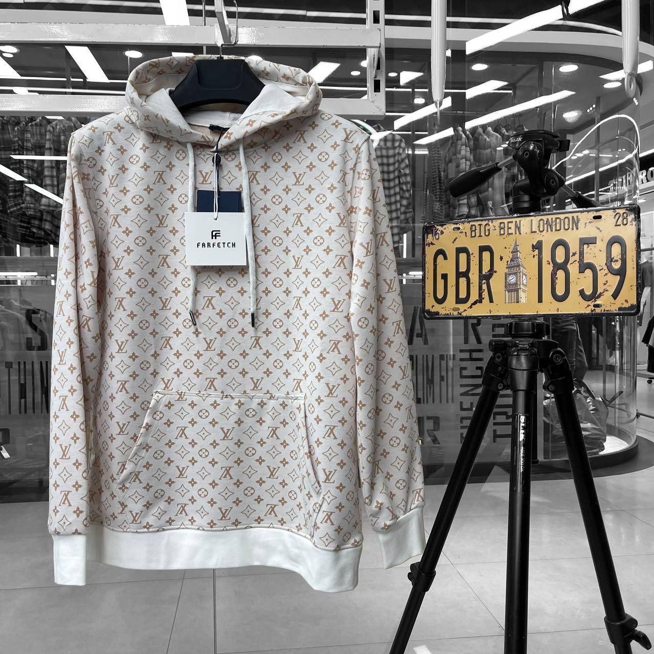 01110# hooded sweatshirt designer