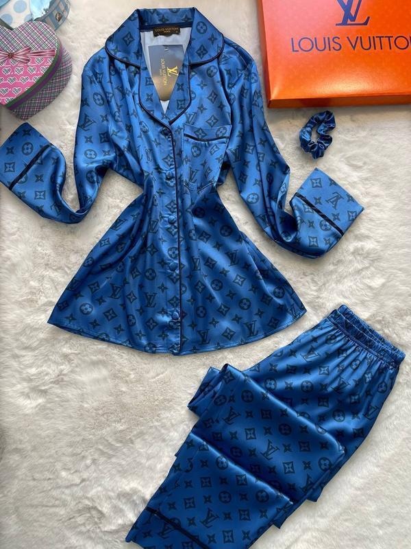 01112# long pajamas set