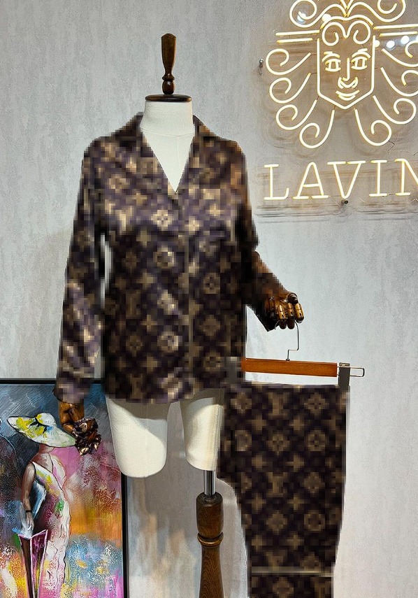 01112# long pajamas set