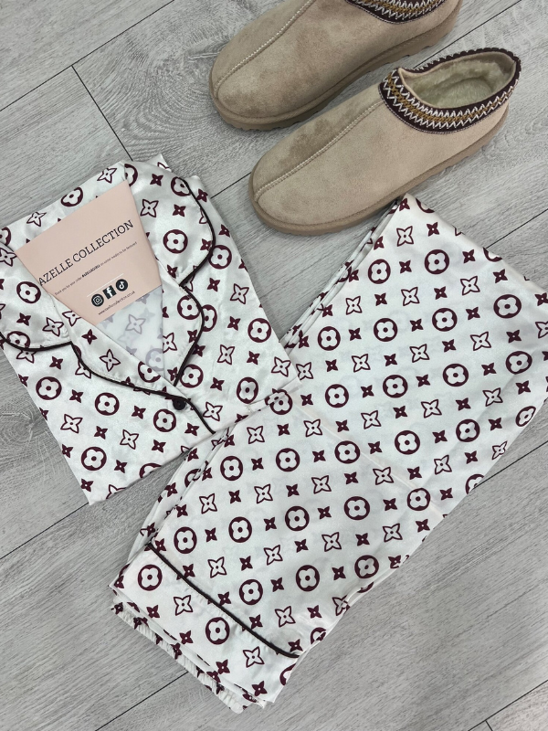 01112# long pajamas set