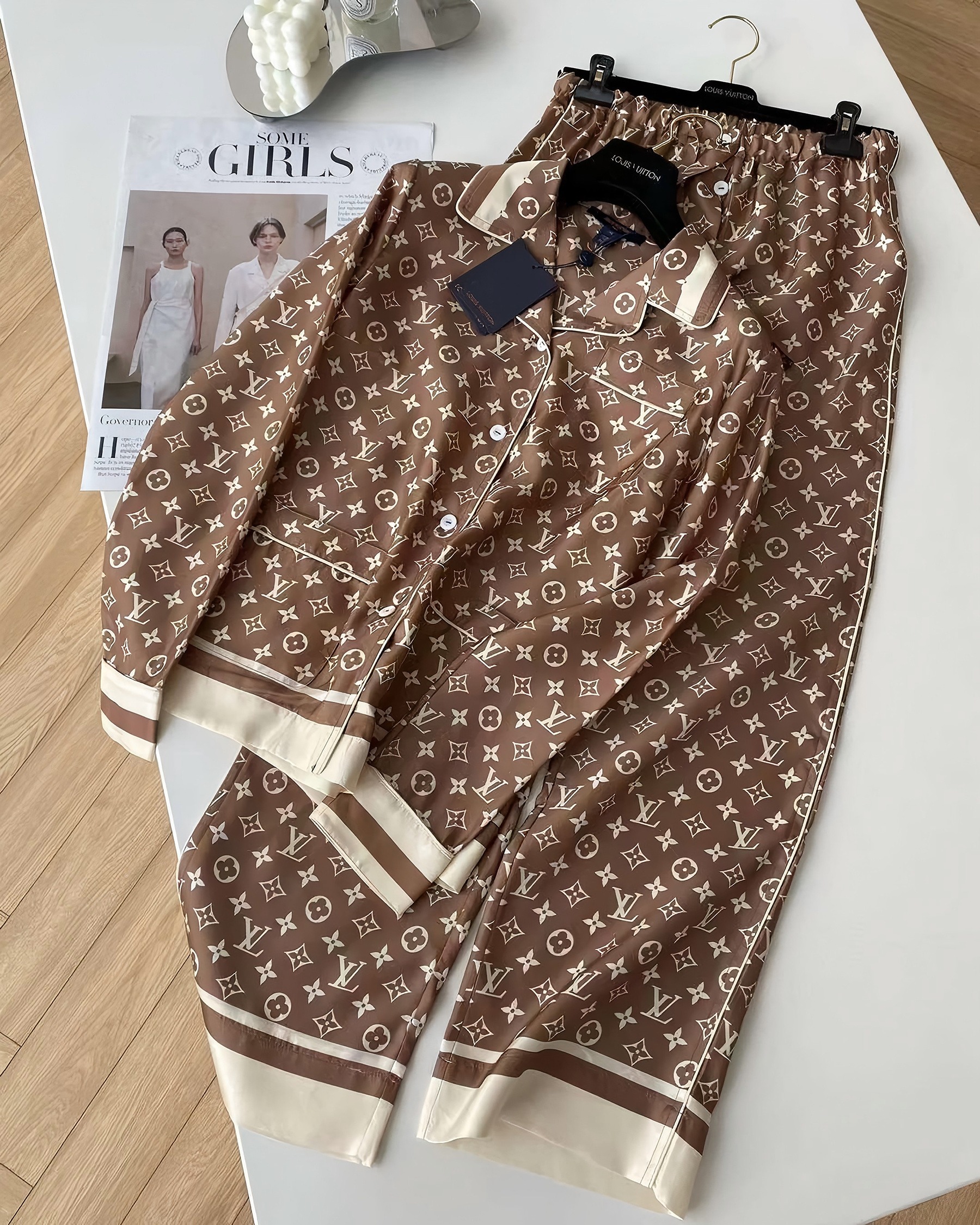 01112# long pajamas set