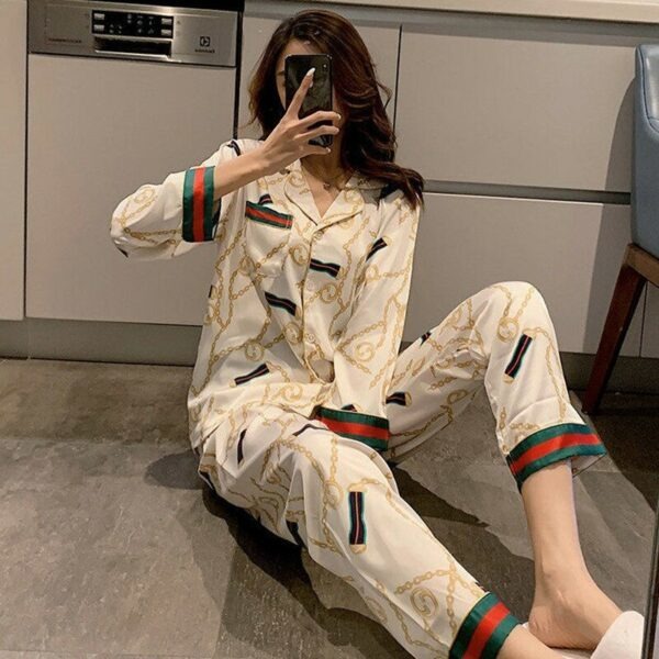01112# long pajamas set