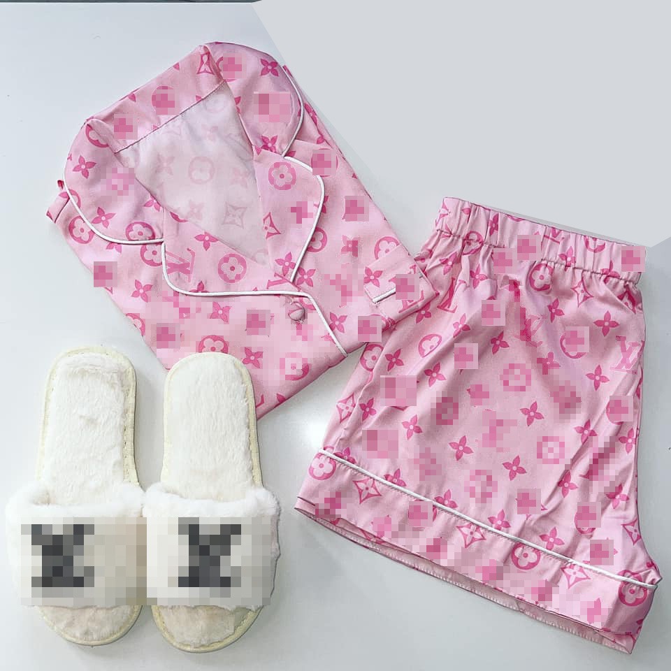 Short pajamas set