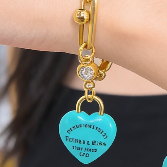 Titanium steel 18K women's golden blue pink resin printed love handmade chain bracelet Korean-style niche haute couture