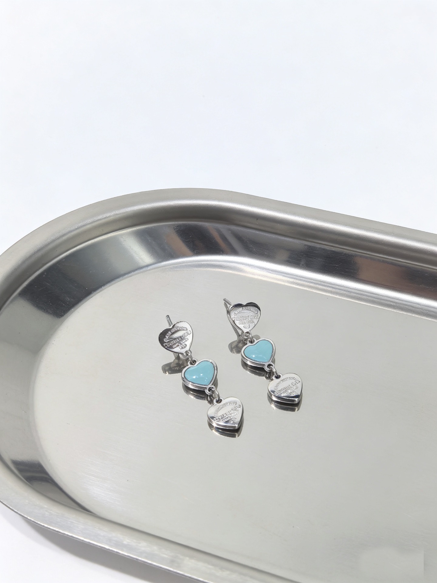 Korean style simple love pendant earrings Stainless Steel Light Luxury Earrings Blue Pink Enamel Fashion All Match Earrings