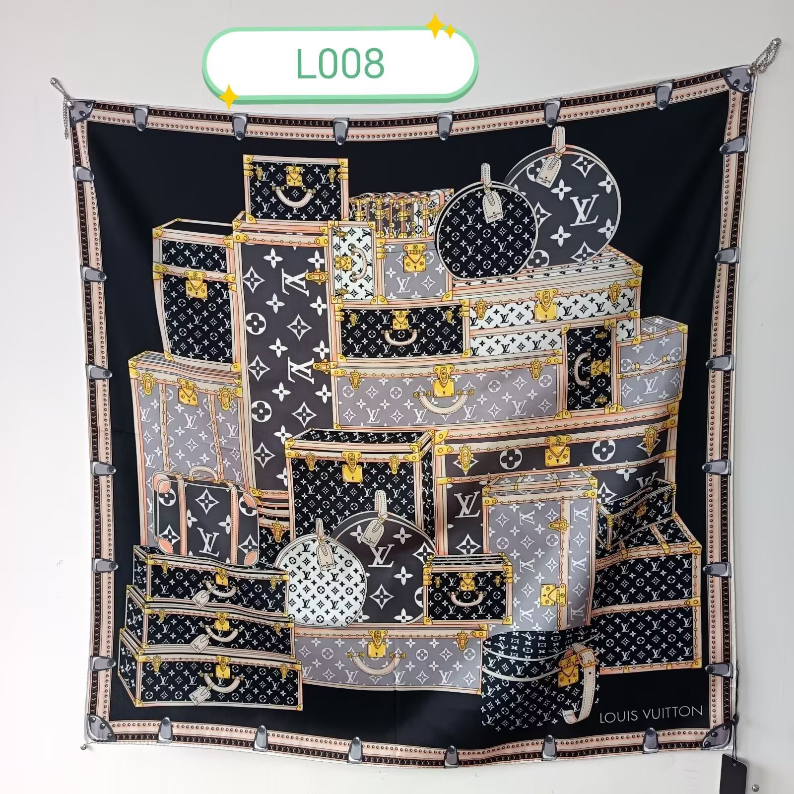 Single-sided square silk scarf