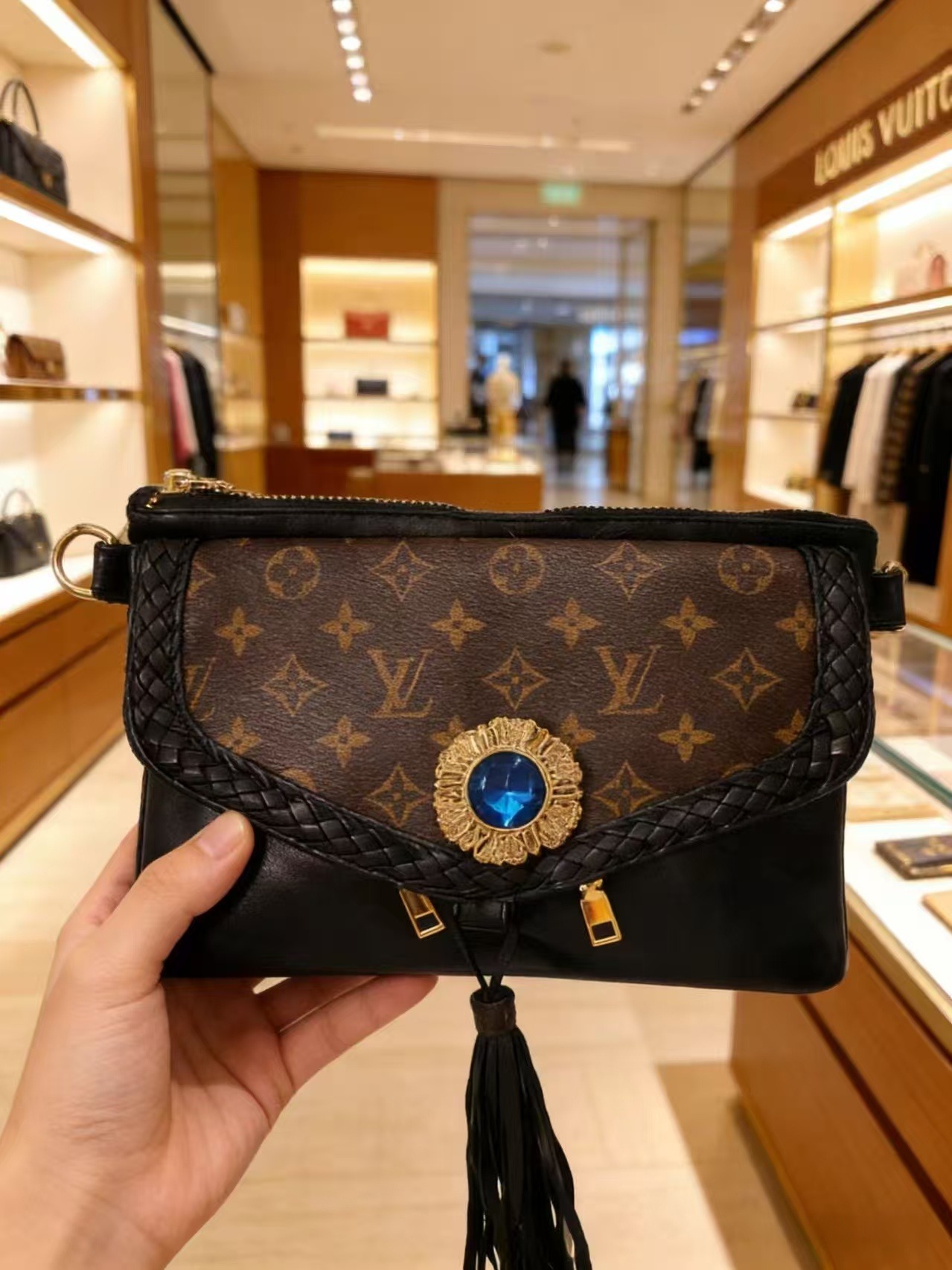 designer graphic handbag